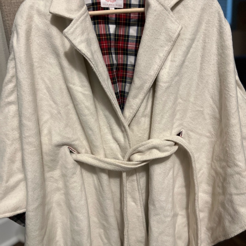 Victoria Dunn Cream Cape Wrap Coat Plaid Lined Belted Cottagecore Old Money - Picture 9 of 14